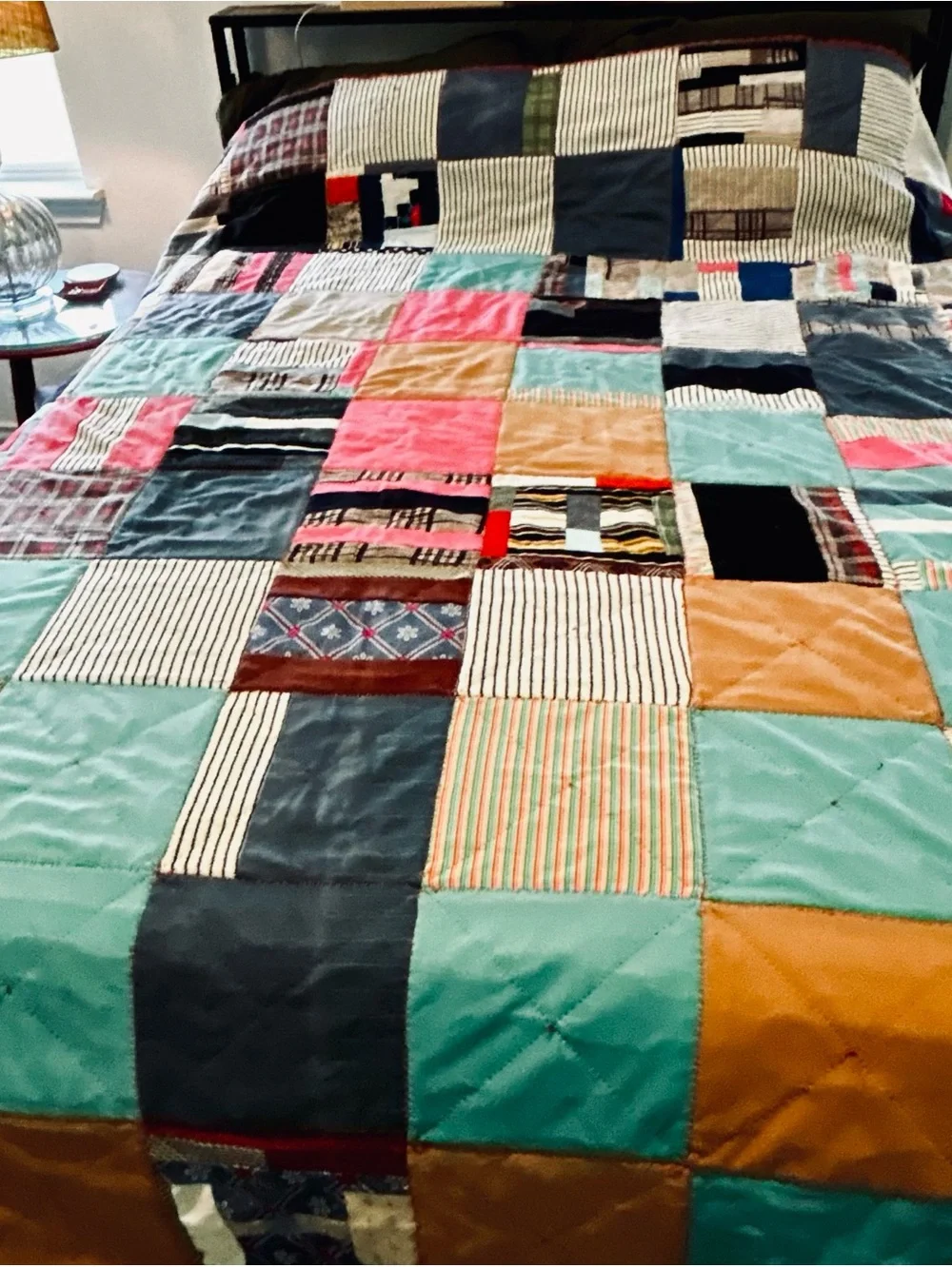 Vintage Log Cabin Quilt 75 x 90 Hand Quilted Cottagecore Prairie Rustic